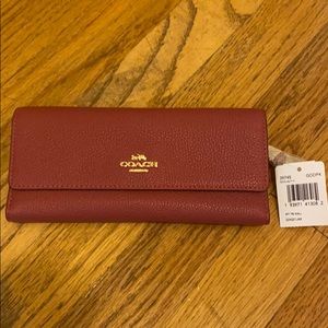 NWT trifold Coach leather wallet